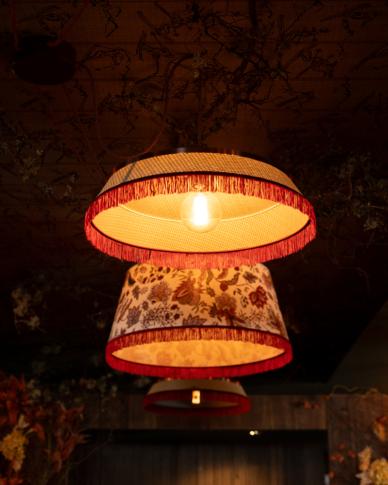 Le hibou d'arbois Megève - café - bar -restaurant à megève - pistes de ski - petits-déjeuners - terrasse ensoleillée face à la montagne - spécialités savoyardes - salle privatisable